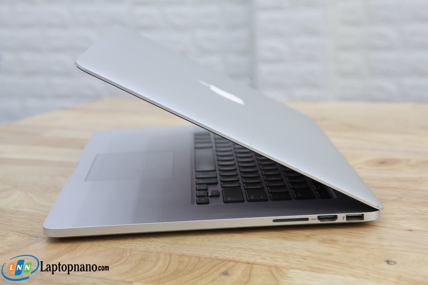 MacBook Pro (Retina, 15-inch, Mid 2012, MC975)